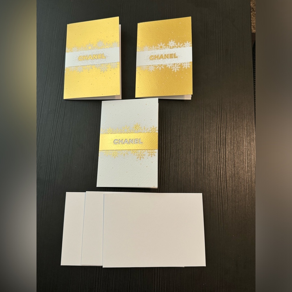 CHANEL HOLIDAY 2024 CARDS WITH ENVELOPES, SET OF 3. New!